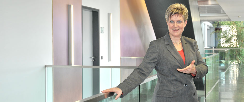 Benkel-Web - Frau im Beruf